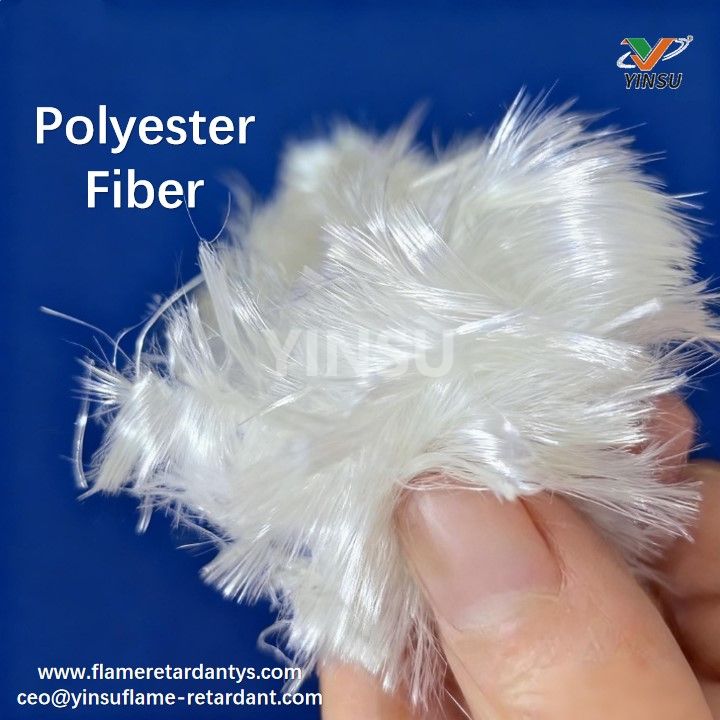 Fibra de poli&eacute;ster
